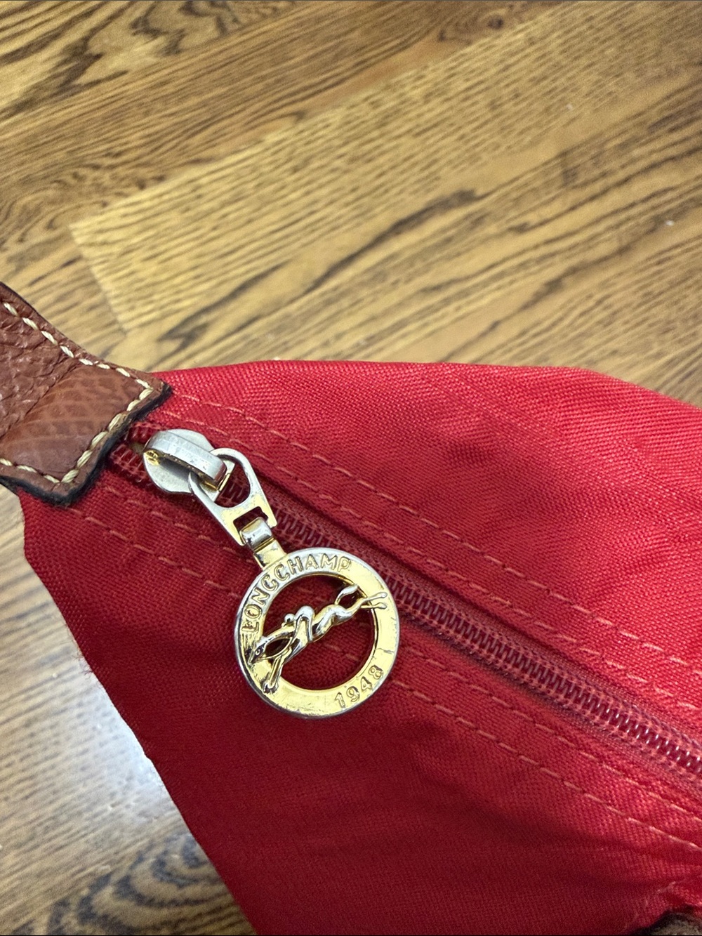Longchamp Large Le Pliage Red Tote - Picture 5 of 8